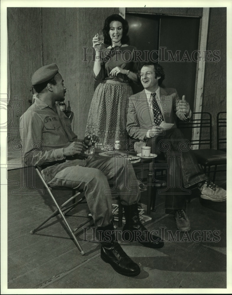 1988 Press Photo Members of Houston&#39;s Chocolate Bayou Theater during play- Historic Images