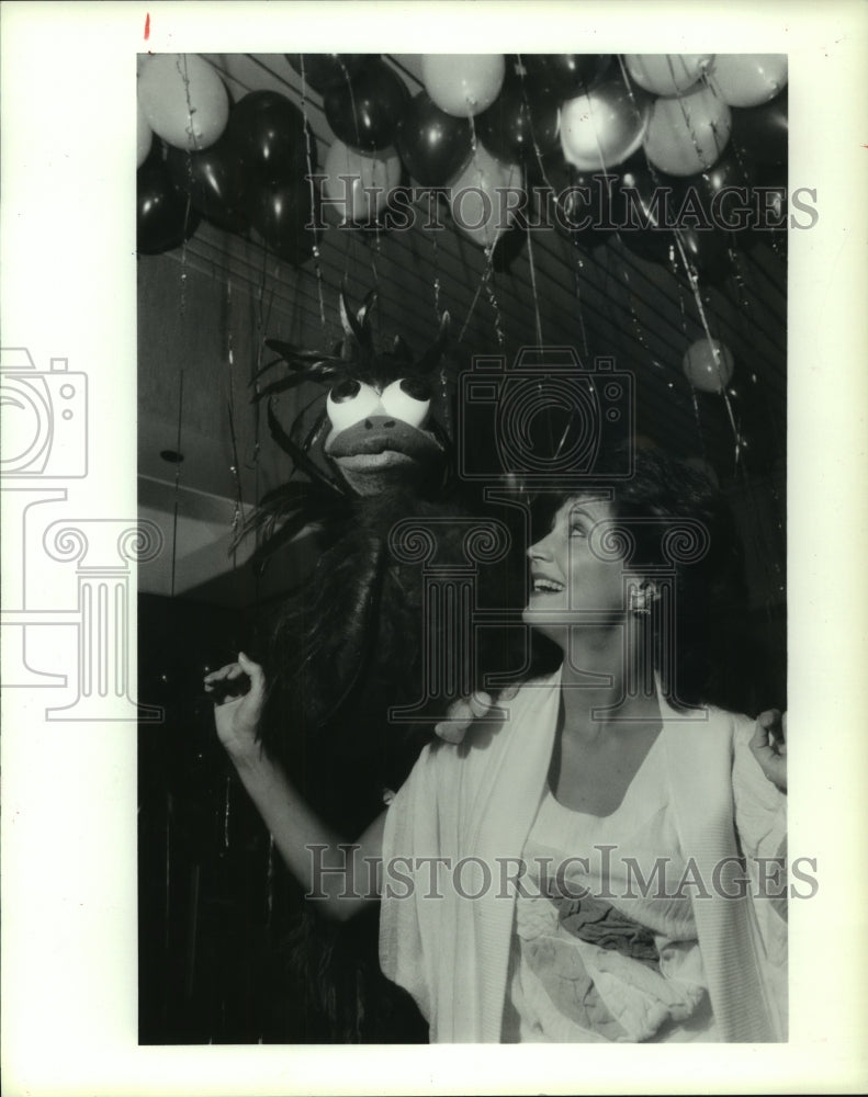 1989 Press Photo Dickie Bird of Children&#39;s Theater of Houston with Terri Harrell- Historic Images