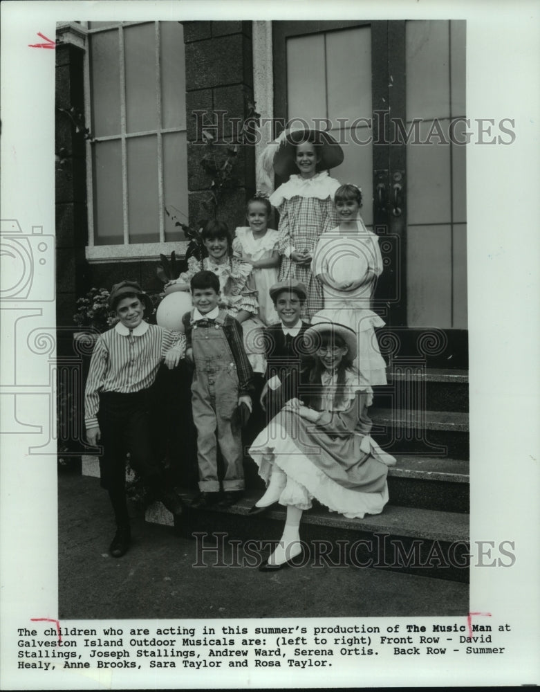 1990 Press Photo Children in &quot;The Music Man&quot; Galveston Island Outdoor Musical- Historic Images