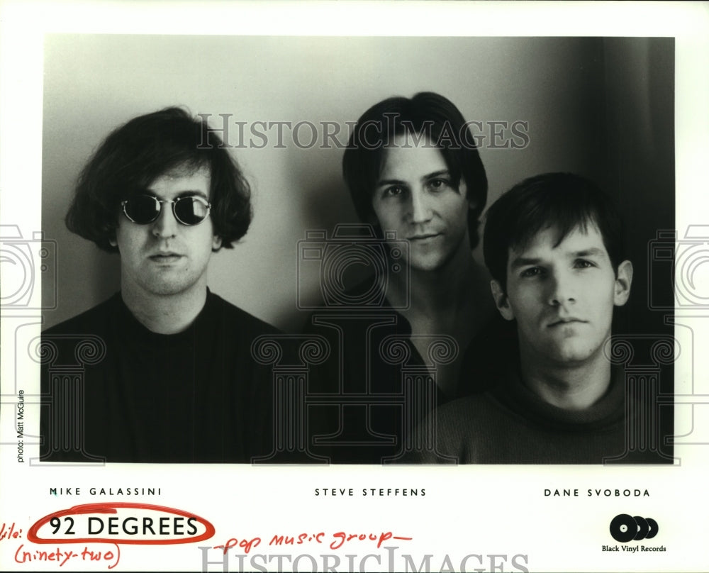 1995 Press Photo Members of the pop music group 92 Degrees - hcp06732- Historic Images