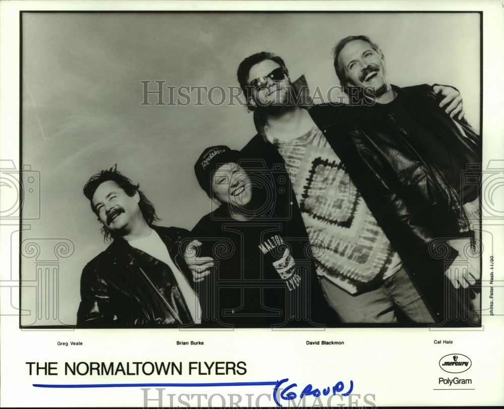 1990 Press Photo The Normaltown Flyers music group members share a laugh- Historic Images