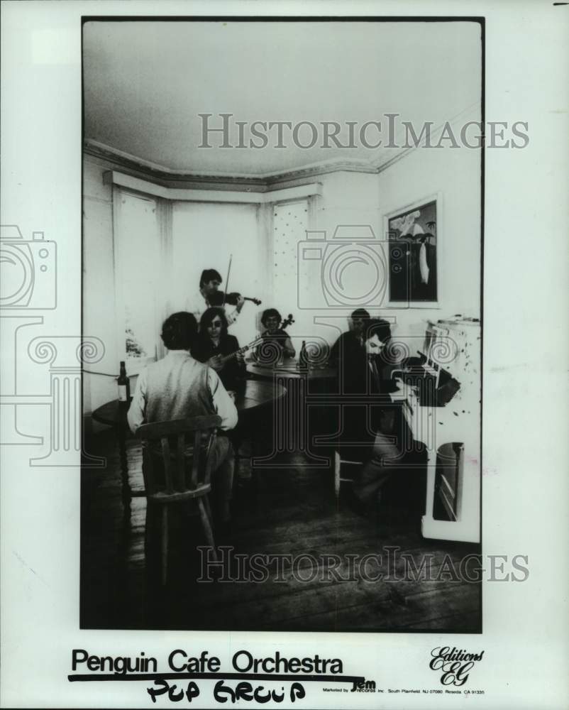 1983 Press Photo Penguin Cafe Orchestra - hcp07262- Historic Images