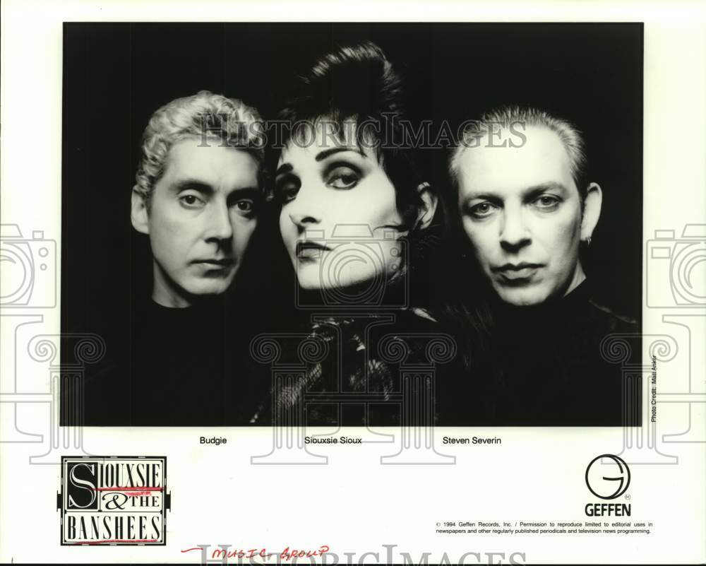 1995 Press Photo Members of music group "Siouxsie and The Banshees." - hcp09301- Historic Images