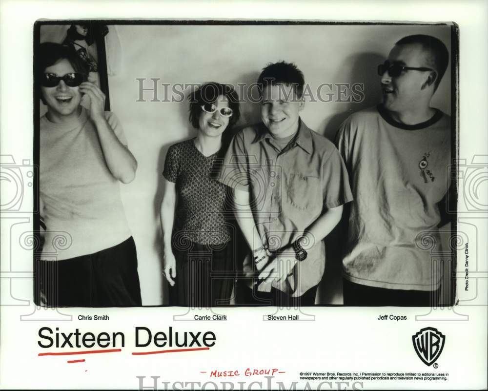 1997 Press Photo Members of music group &quot;Sixteen Deluxe&quot;. - hcp09329- Historic Images