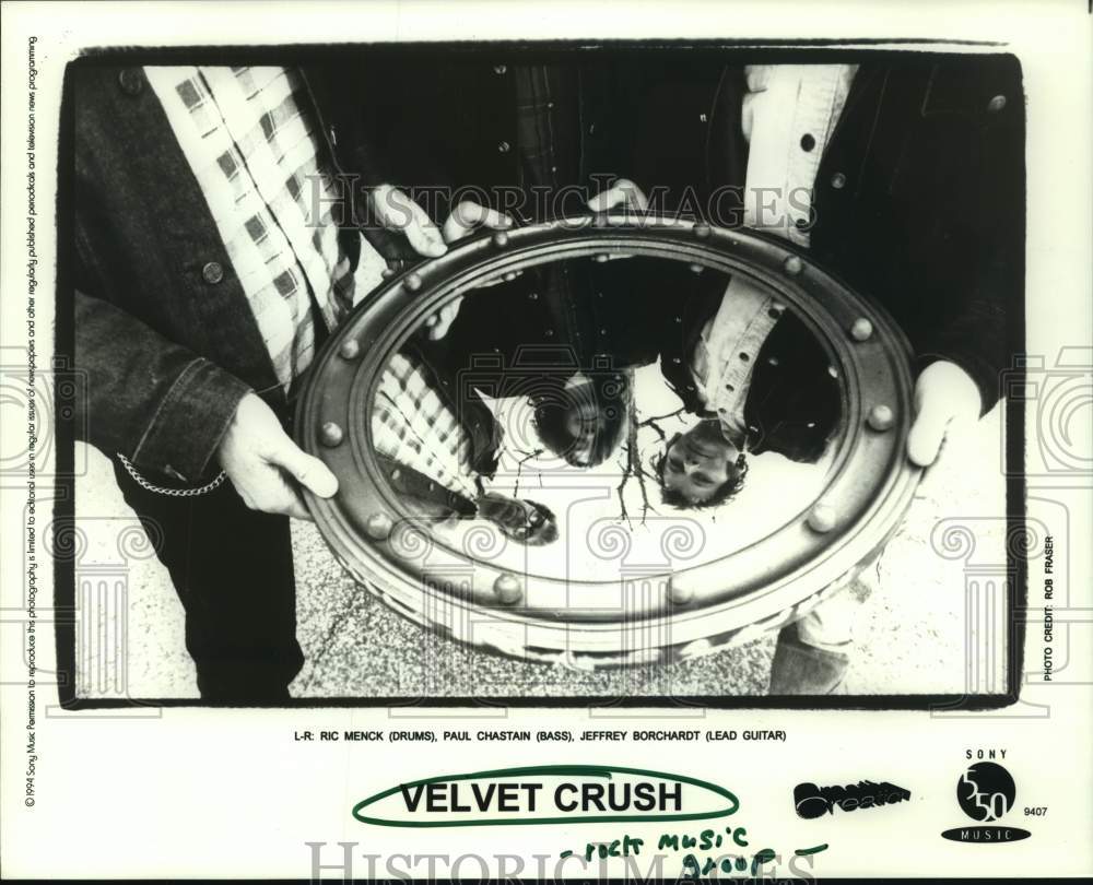 1994 Press Photo Members of the rock music group &quot;Velvet Crush&quot; - hcp10071- Historic Images