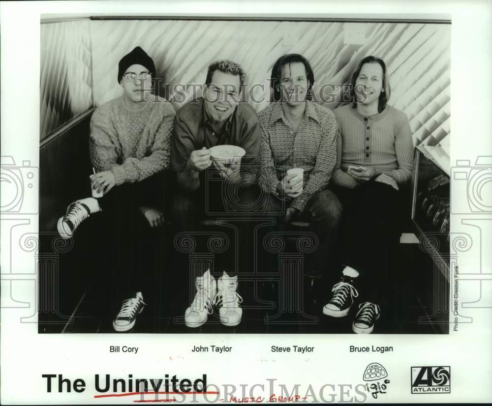 1998 Press Photo Music Group &quot;The Uninvited&quot; - hcp10874- Historic Images