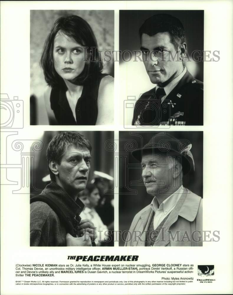 1997 Press Photo Cast Members of &quot;The Peacemaker&quot; Movie - hcp12085- Historic Images