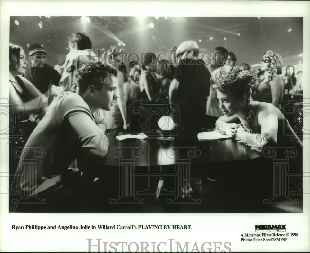 1998 Press Photo Scene in &quot;Playing by Heart&quot; with Ryan Phillippe, Angelia Jolie- Historic Images