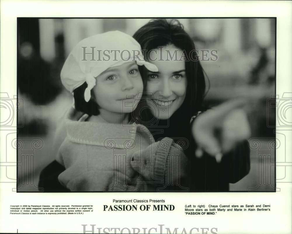 2000 Press Photo Chaya Cuenot and Demi Moore star in &quot;Passion of Mind&quot;- Historic Images