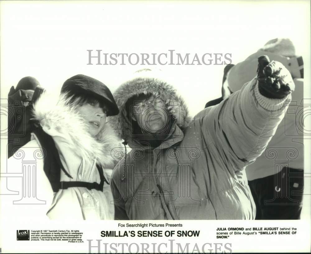 1997 Press Photo Julia Ormond and Billie August Behind the Scenes of Film- Historic Images