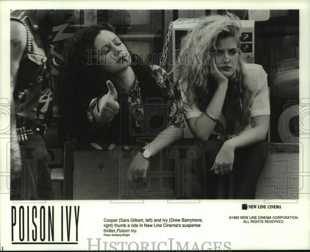 1992 Press Photo Sara Gilbert and Drew Barrymore star in "Poison Ivy"- Historic Images