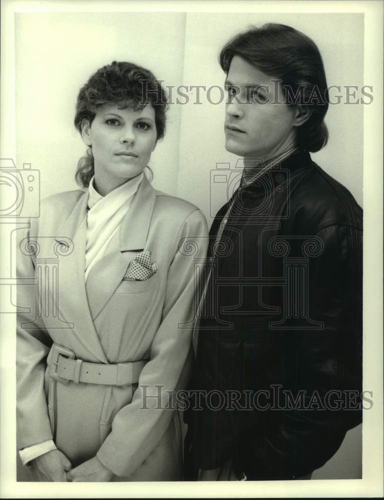 1987 Press Photo Michael Pare, Robyn Douglass in CBS Series "Houston Knights" - Historic Images