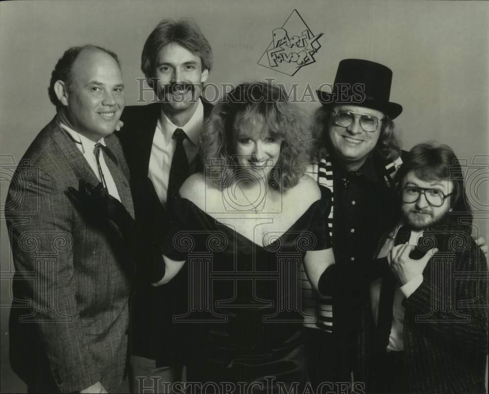 1991 Press Photo Entertainers "Party Favors" - Historic Images