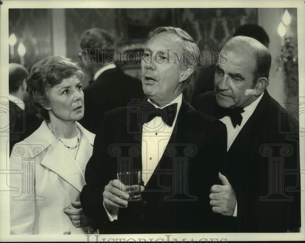 1978 Press Photo Mason Adams, Peggy McKay and Edward Asner Star in "Lou Grant" - Historic Images