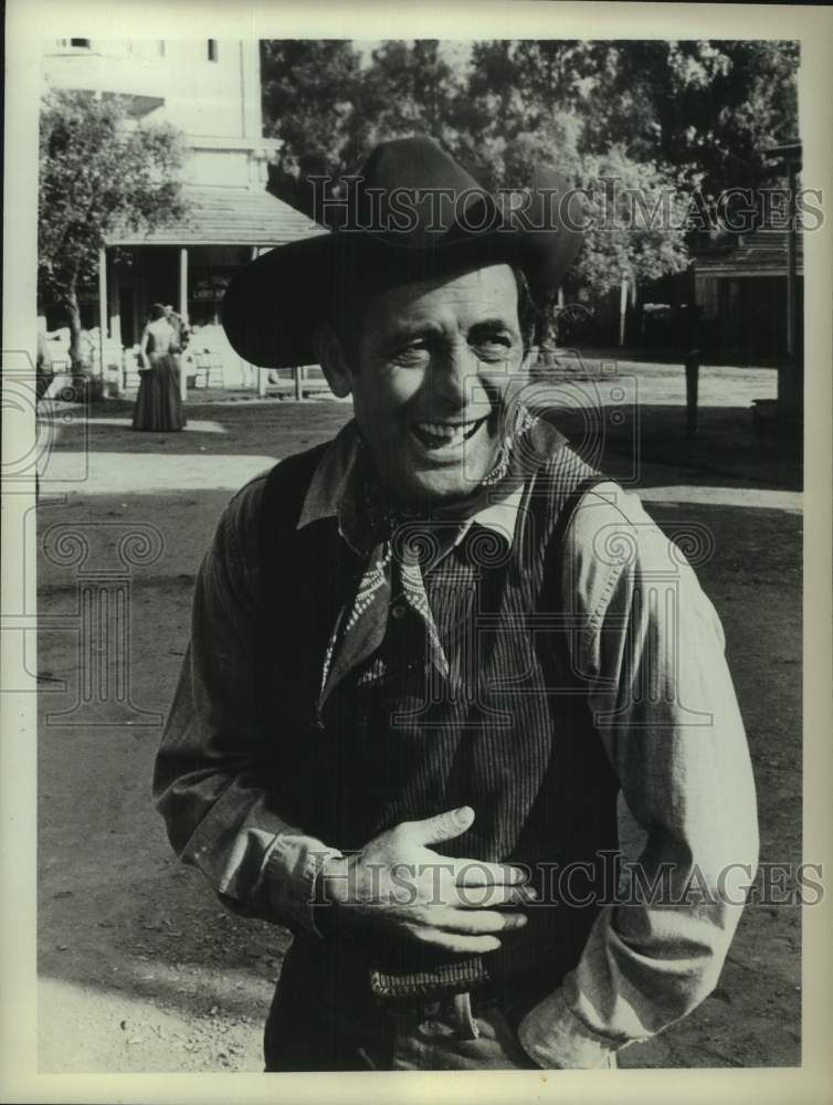 1968 Press Photo Actor Joey Bishop - Historic Images