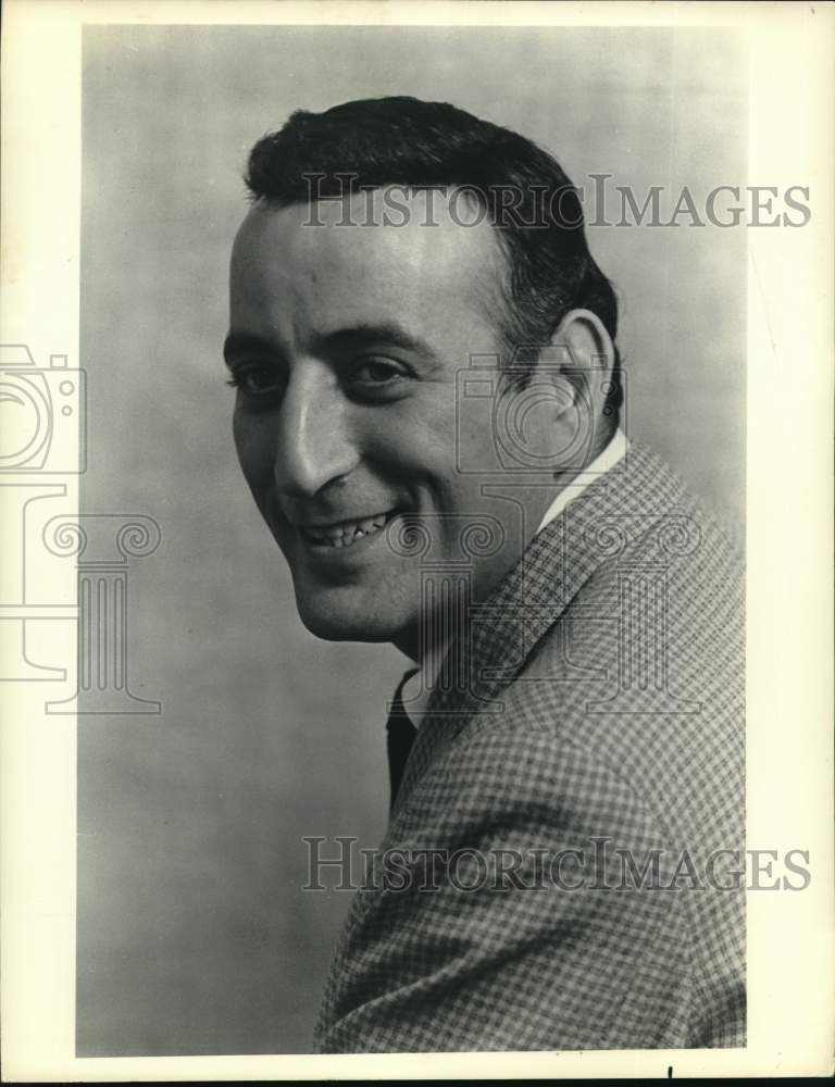 1963 Press Photo Singer Tony Bennett - Historic Images