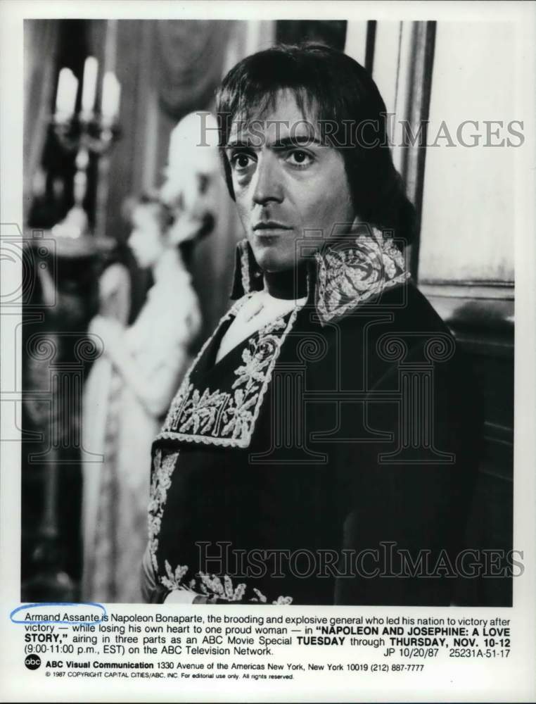 1987 Press Photo Actor Armand Assante in "Napoleon & Josephine: A Love Story" - Historic Images