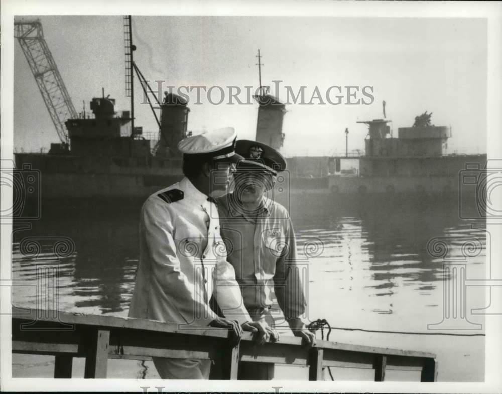 1978 Press Photo Actors John Astin &amp; Richard Gilliland in &quot;Operation Petticoat&quot; - Historic Images