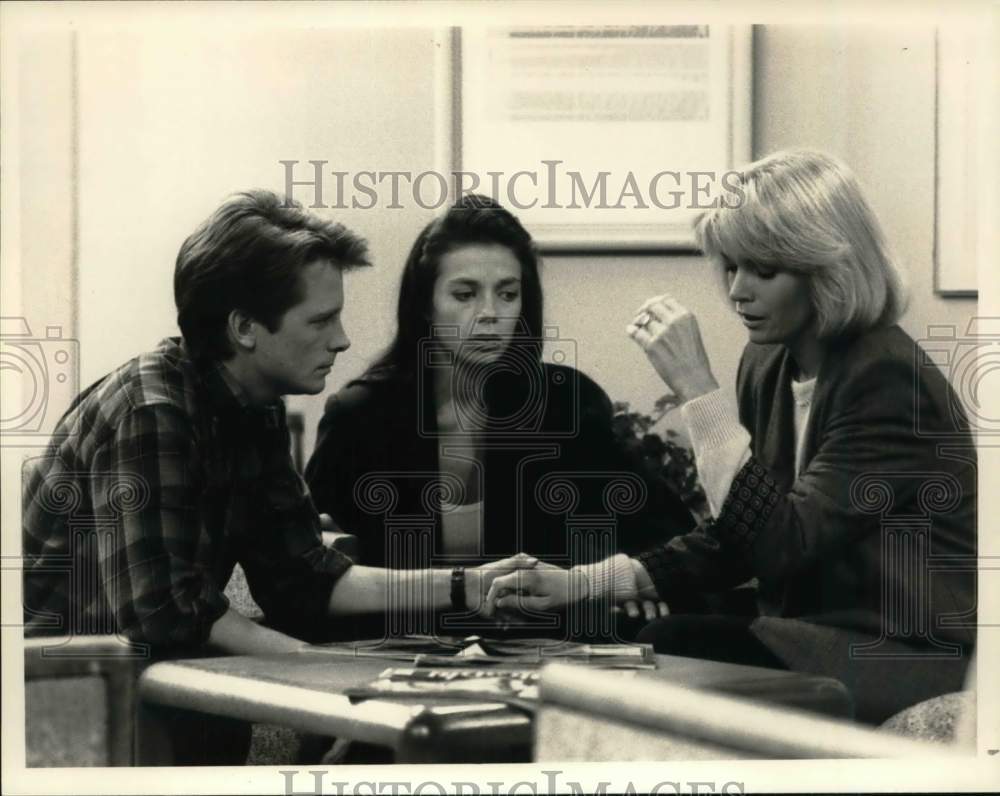 1988 Press Photo Scene from "Family Ties" NBC Television Series - Historic Images