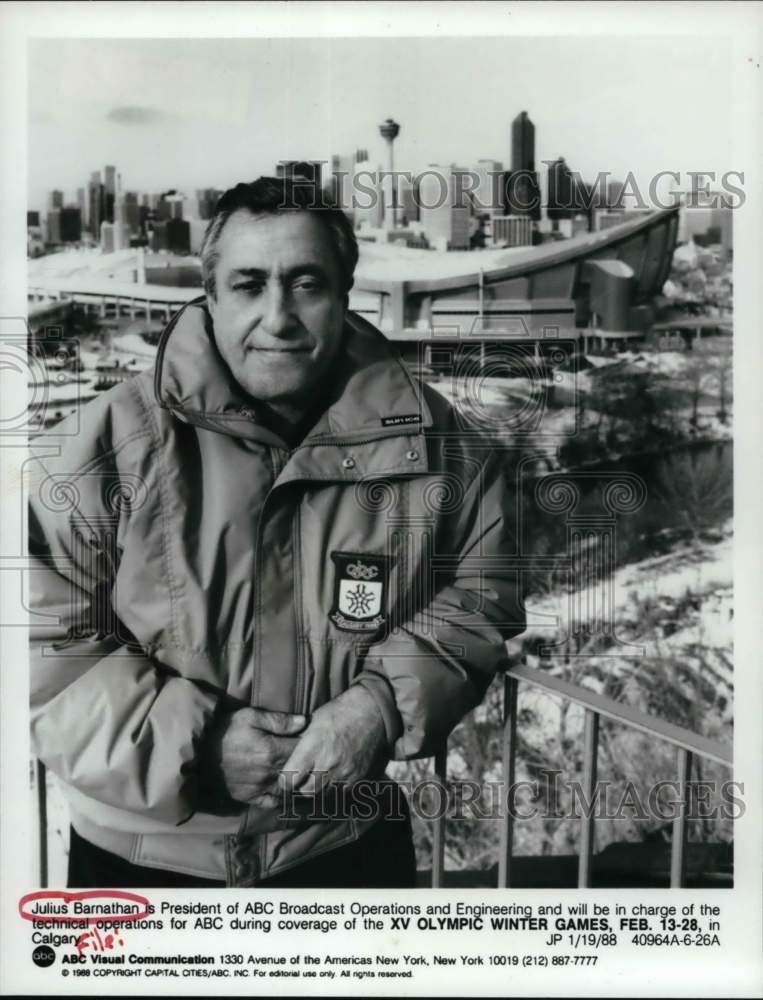 1988 Press Photo Julius Barnathan, ABC, in Charge of Olympics Technicals- Historic Images