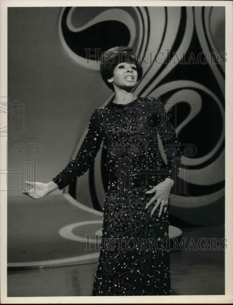 1968 Press Photo British singer Shirley Bassey - Historic Images