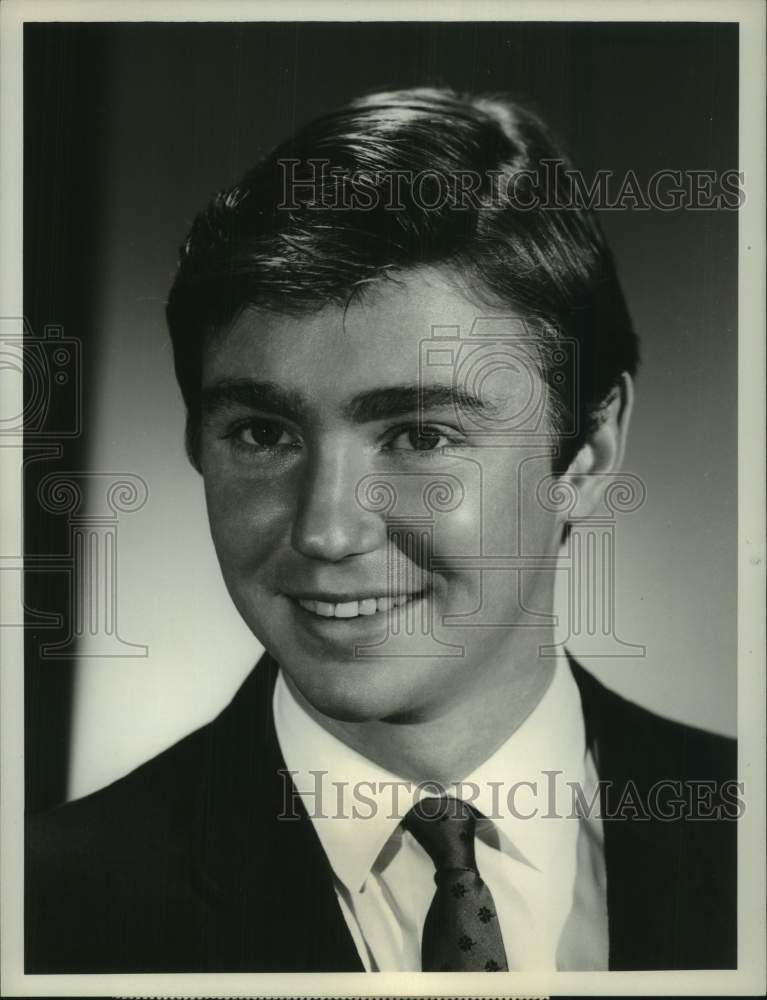 1967 Press Photo Randy Boone on &quot;Cimarron Strip&quot; CBS Television Series - Historic Images