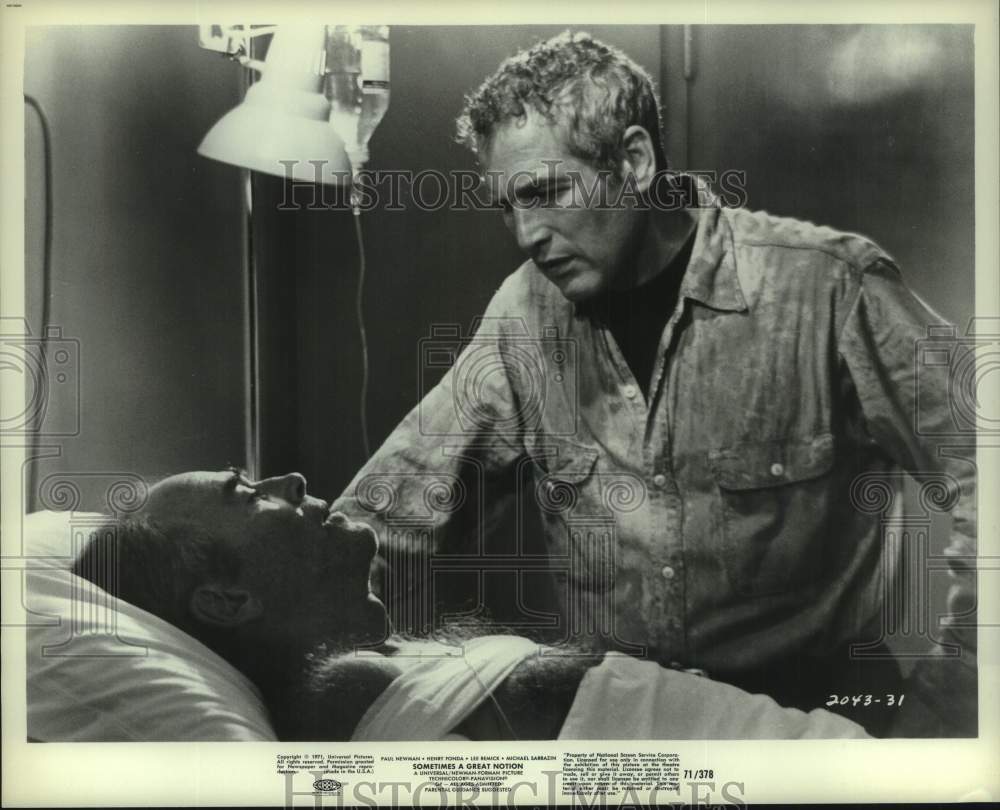 1971 Press Photo Paul Newman & Henry Fonda in scene "Sometimes A Great Notion". - Historic Images