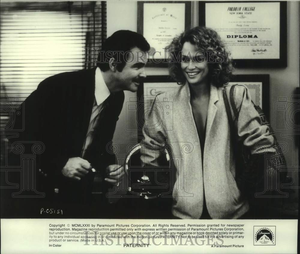 1981 Press Photo Burt Reynolds and Lauren Hutton Star in "Paternity" - Historic Images