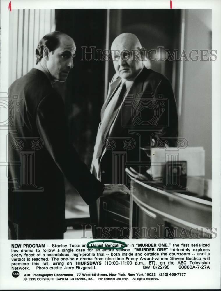 1995 Press Photo Stanley Tucci and Daniel Benzali star in "Murder One" on ABC - Historic Images