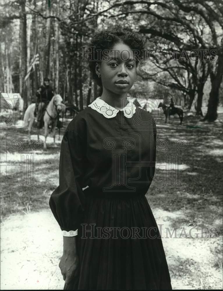 1987 Press Photo Actress Akosua Busia in "A Special Friendship" - Historic Images