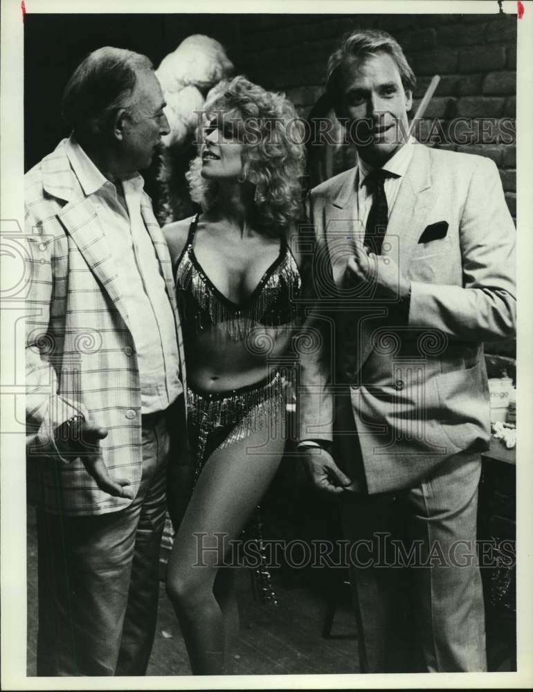 1986 Press Photo Corbin Bernsen, Bill Macy and Judy Landers Star in &quot;L.A. Law&quot; - Historic Images