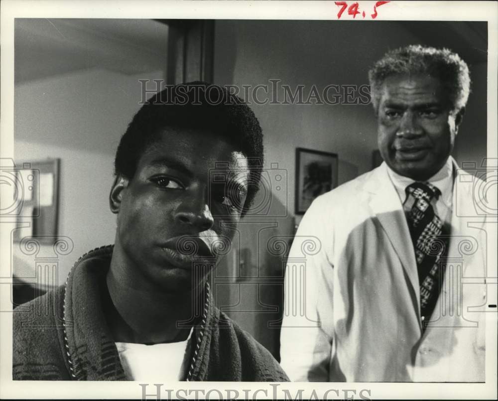 1978 Press Photo Actor LeVar Burton during a movie scene - Historic Images