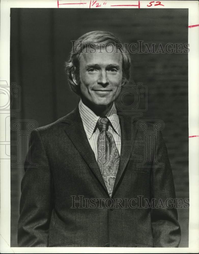 1971 Press Photo Dick Cavett acts in "The Dick Cavett Show" - Historic Images