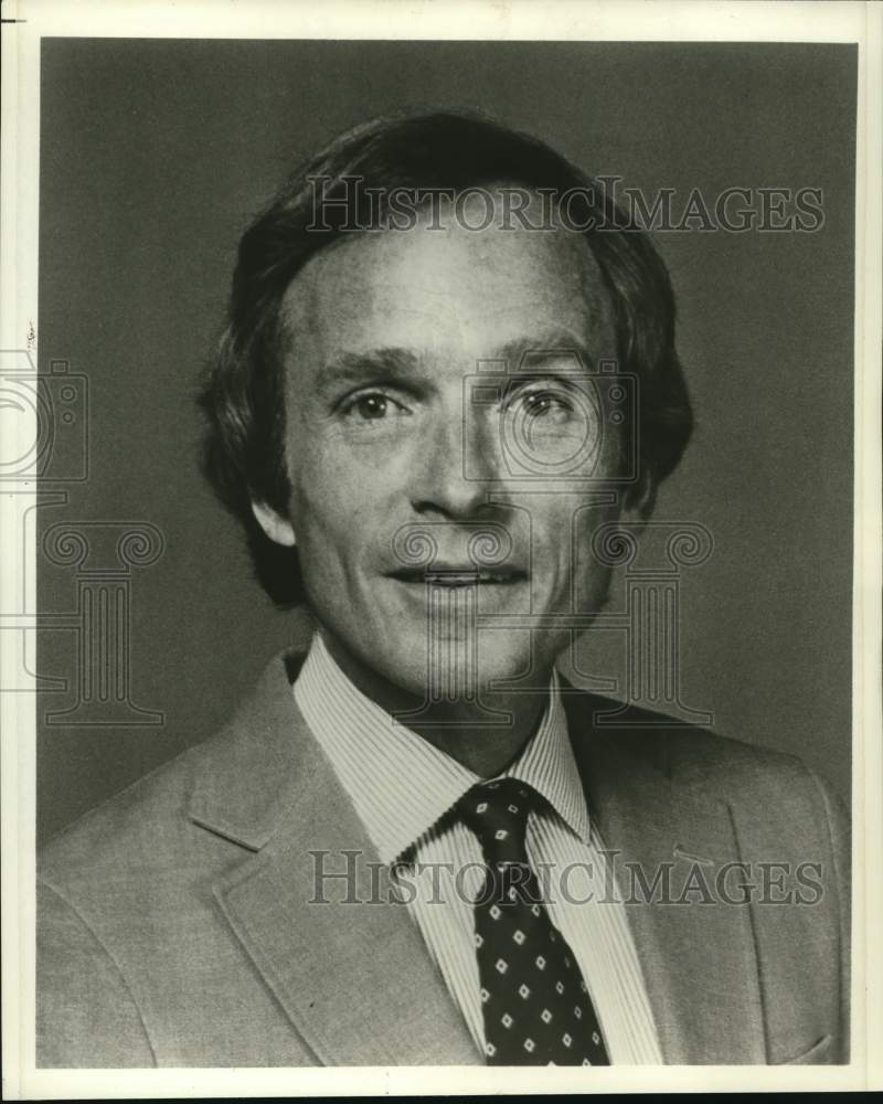 1986 Press Photo Television host Dick Cavett - Historic Images