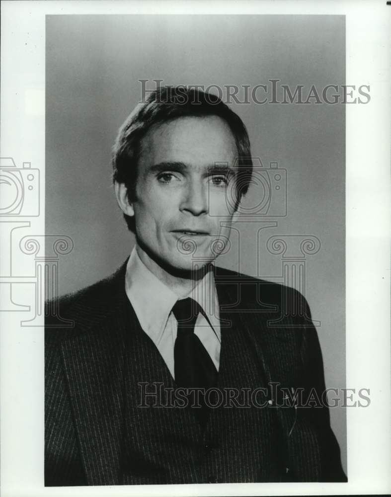 1984 Press Photo Dick Cavett, Host of &quot;Time Was&quot; HBO Television Series - Historic Images