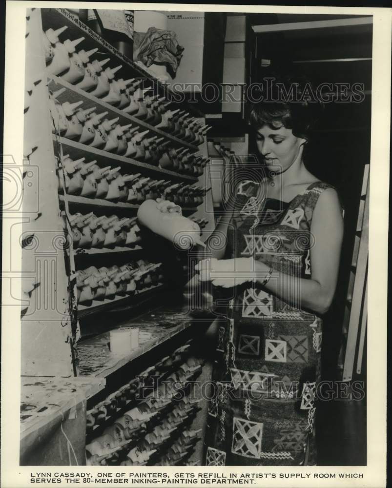 1963 Press Photo Painter Lynn Cassady in Artist's Supply Room - Historic Images