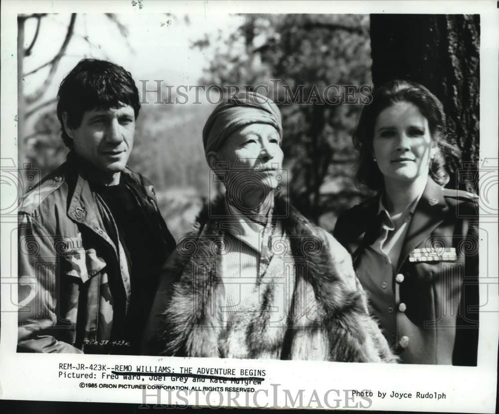 1985 Press Photo Fred Ward, Joel Grey, and Kate Mulgrew in &quot;Remo Williams&quot; - Historic Images