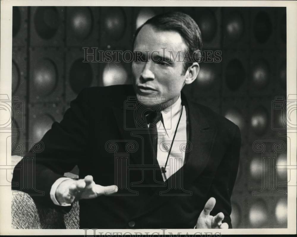 1968 Press Photo Television host Dick Cavett hosts &quot;This Morning&quot; program - Historic Images