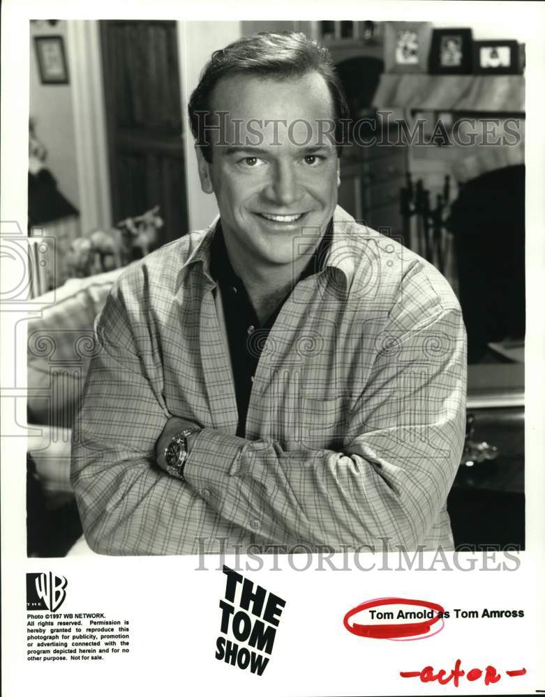 1997 Press Photo Actor Tom Arnold as Tom Amross on &quot;The Tom Show&quot; - Historic Images