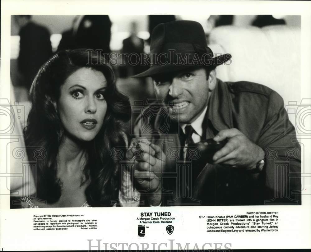 1992 Press Photo Pam Dawber and John Ritter act in &quot;Stay Tuned&quot; - Historic Images