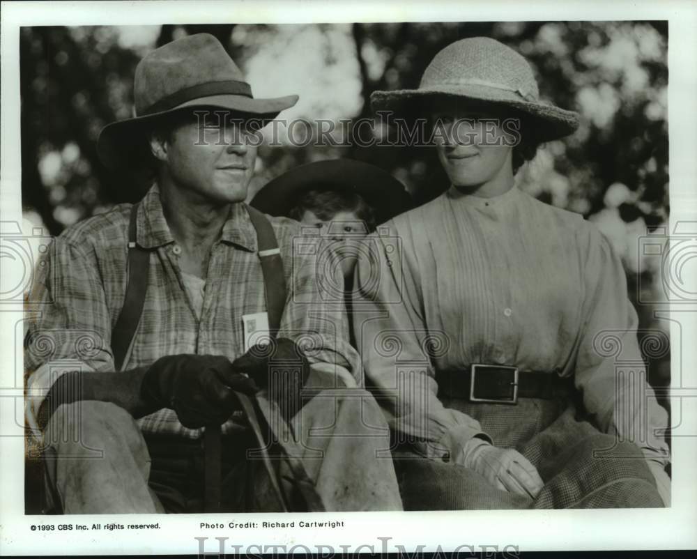 1993 Press Photo Actress Glenn Close and Christopher Walken in "Skylark" scene - Historic Images