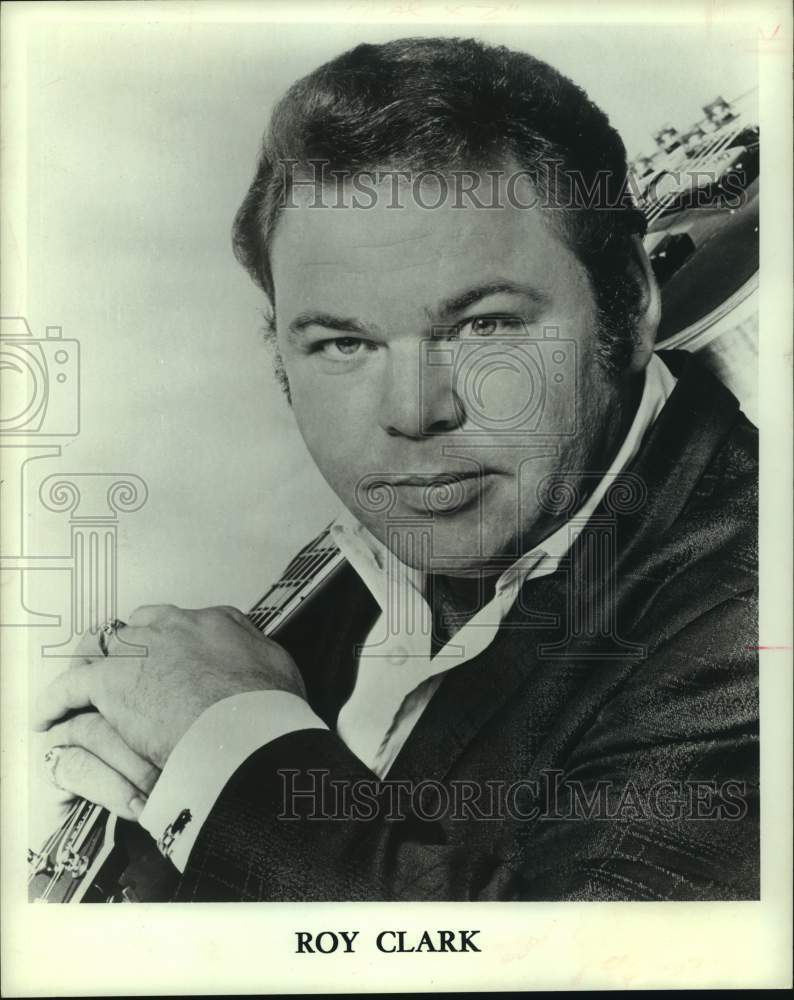 1972 Press Photo Singer Roy Clark - Historic Images