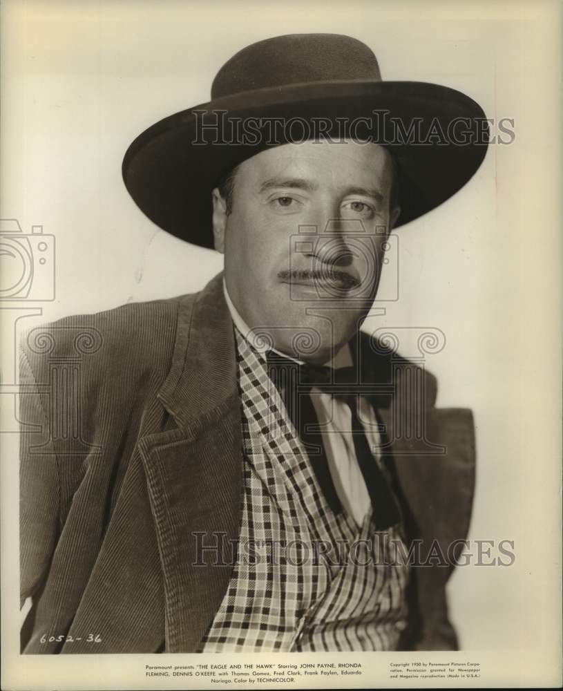 1950 Press Photo Fred Clark in &quot;The Eagle and The Hawk&quot; - Historic Images