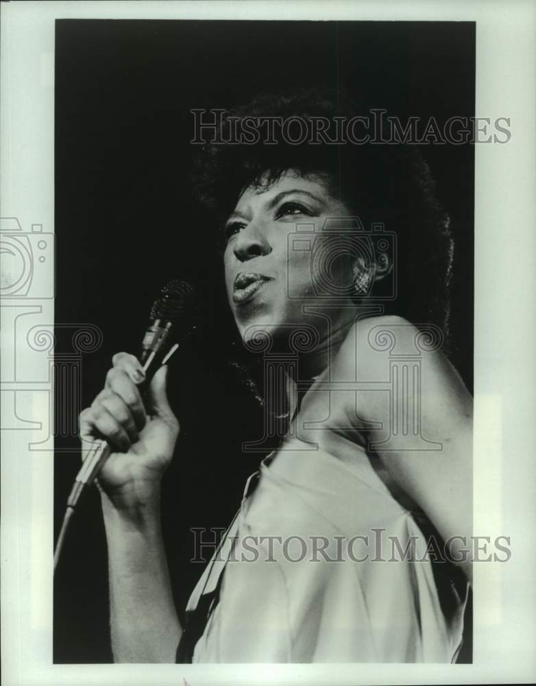 1983 Press Photo Pop Singer Natalie Cole - Historic Images