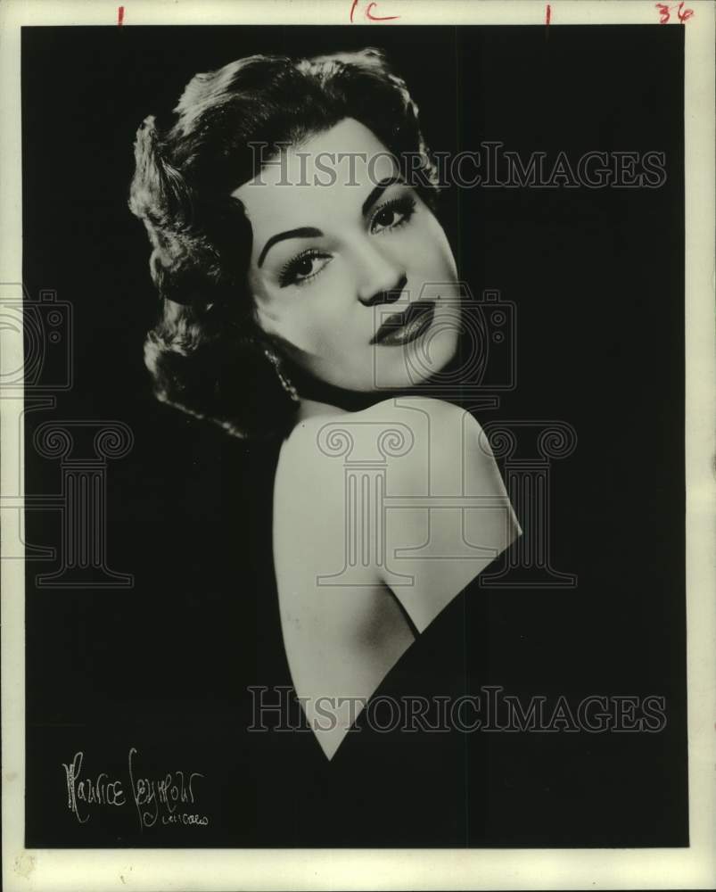 1961 Press Photo Singer Marion Colby - Historic Images