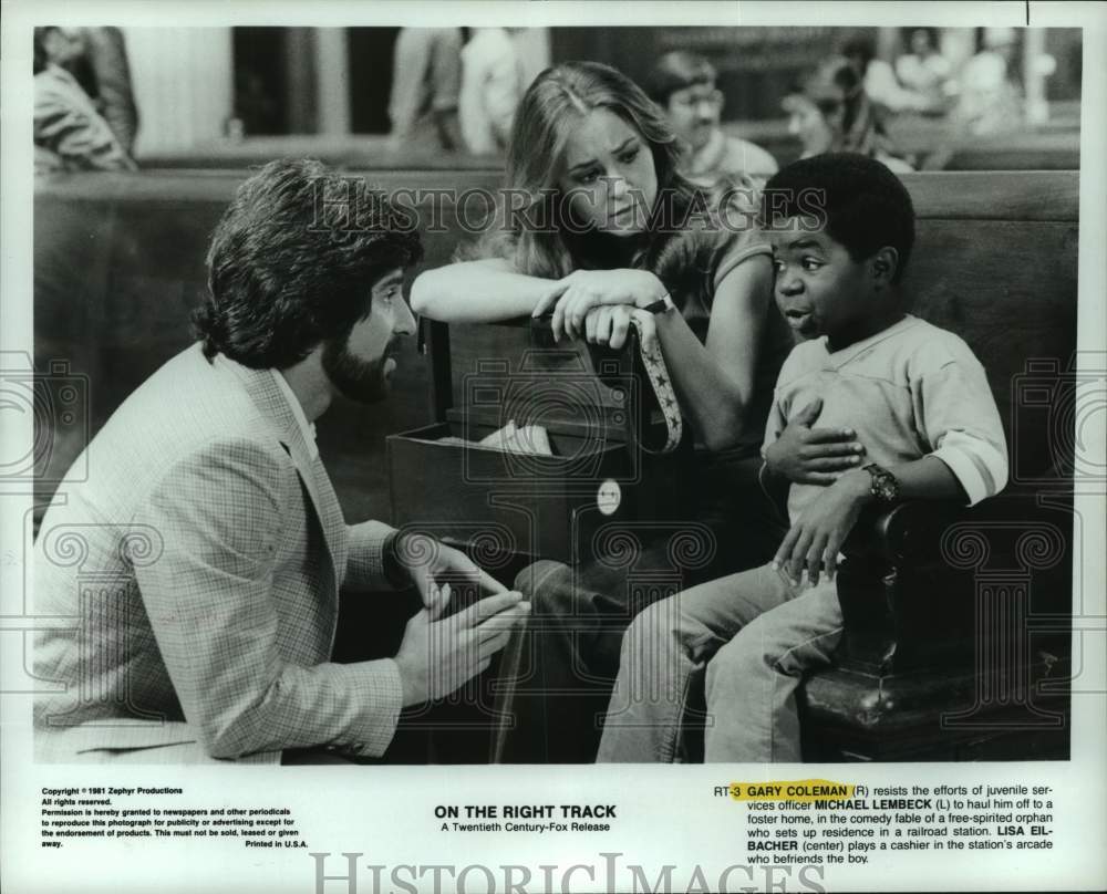 1981 Press Photo Actors in scene from the movie &quot;On the Right Track&quot; - Historic Images