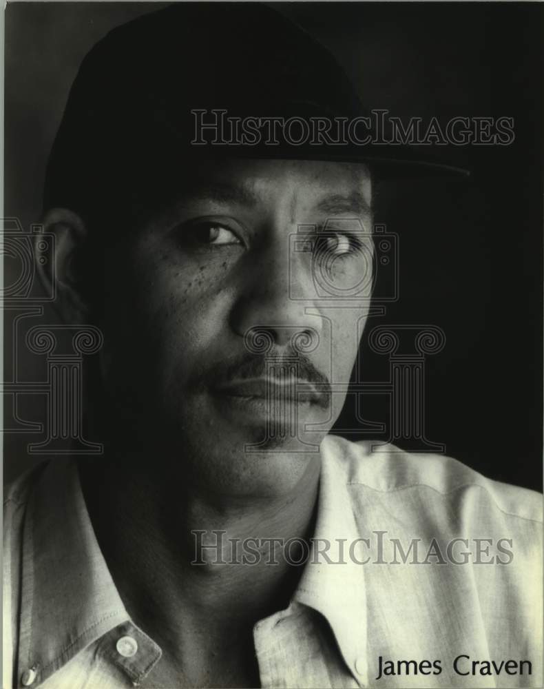 1992 Press Photo Actor and director James Craven - Historic Images