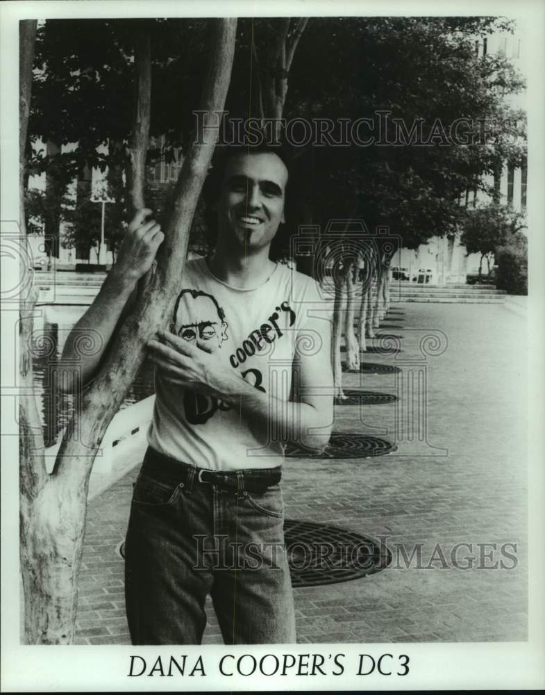 1987 Press Photo Singer Dana Cooper - Historic Images