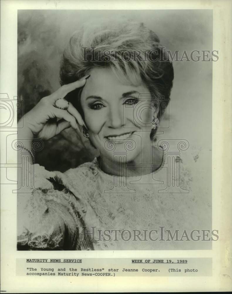 1989 Press Photo Actress Jeanne Cooper stars in &quot;The Young and the Restless&quot; - Historic Images