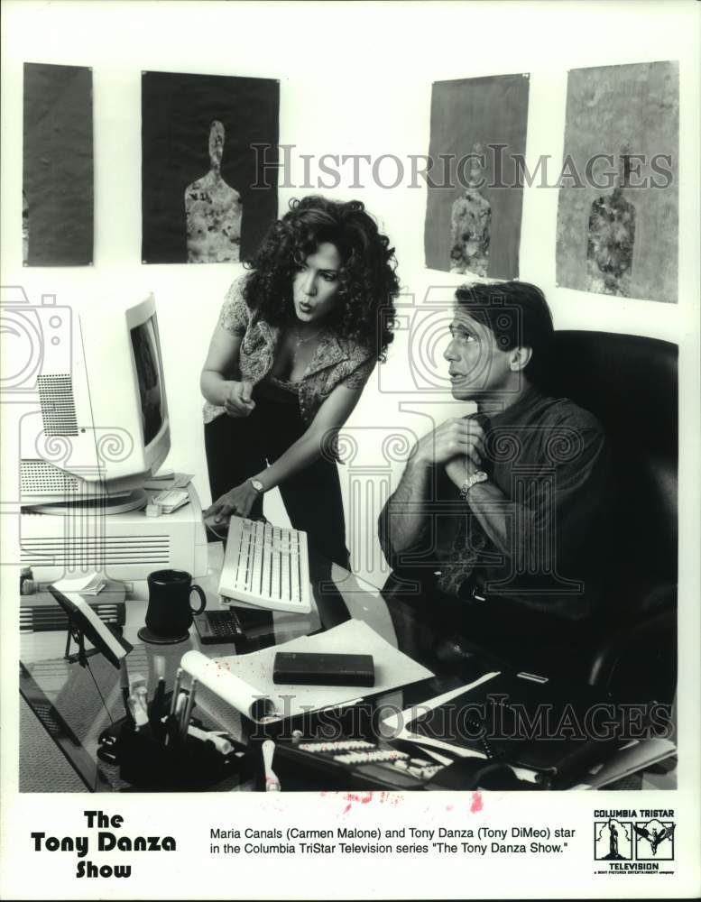 1998 Press Photo Maria Canals and Tony Danza in &quot;The Tony Danza Show&quot; - Historic Images